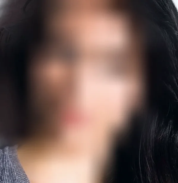 Emma, 37