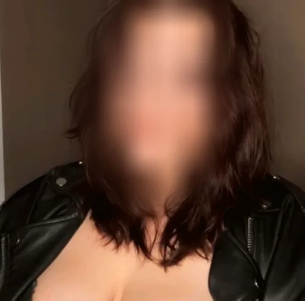 Fabienne, 25