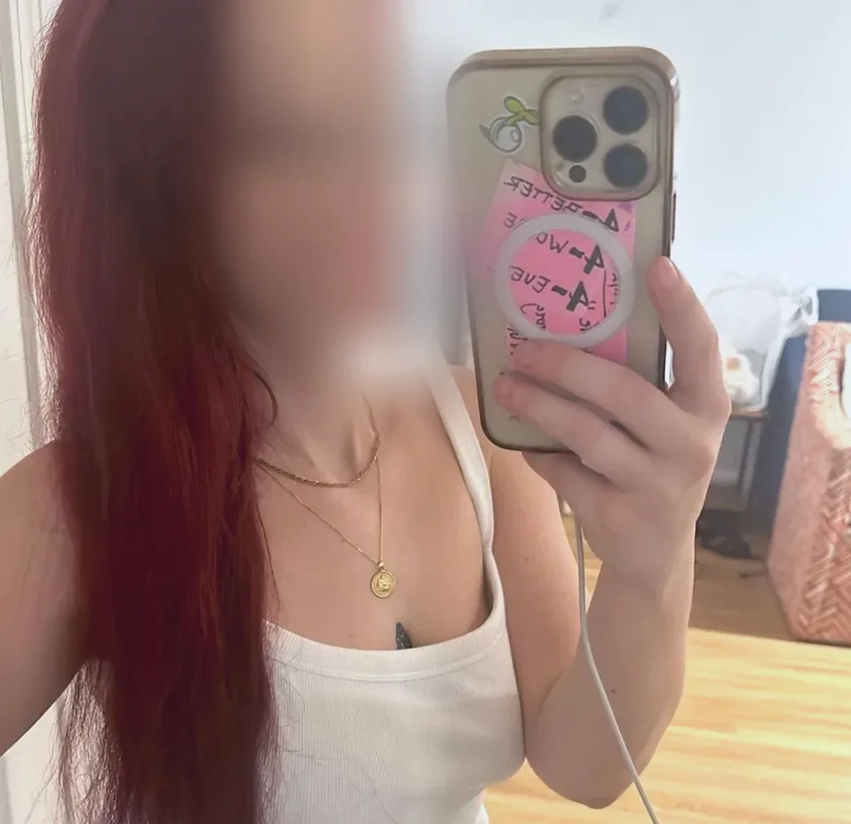 Selin, 28